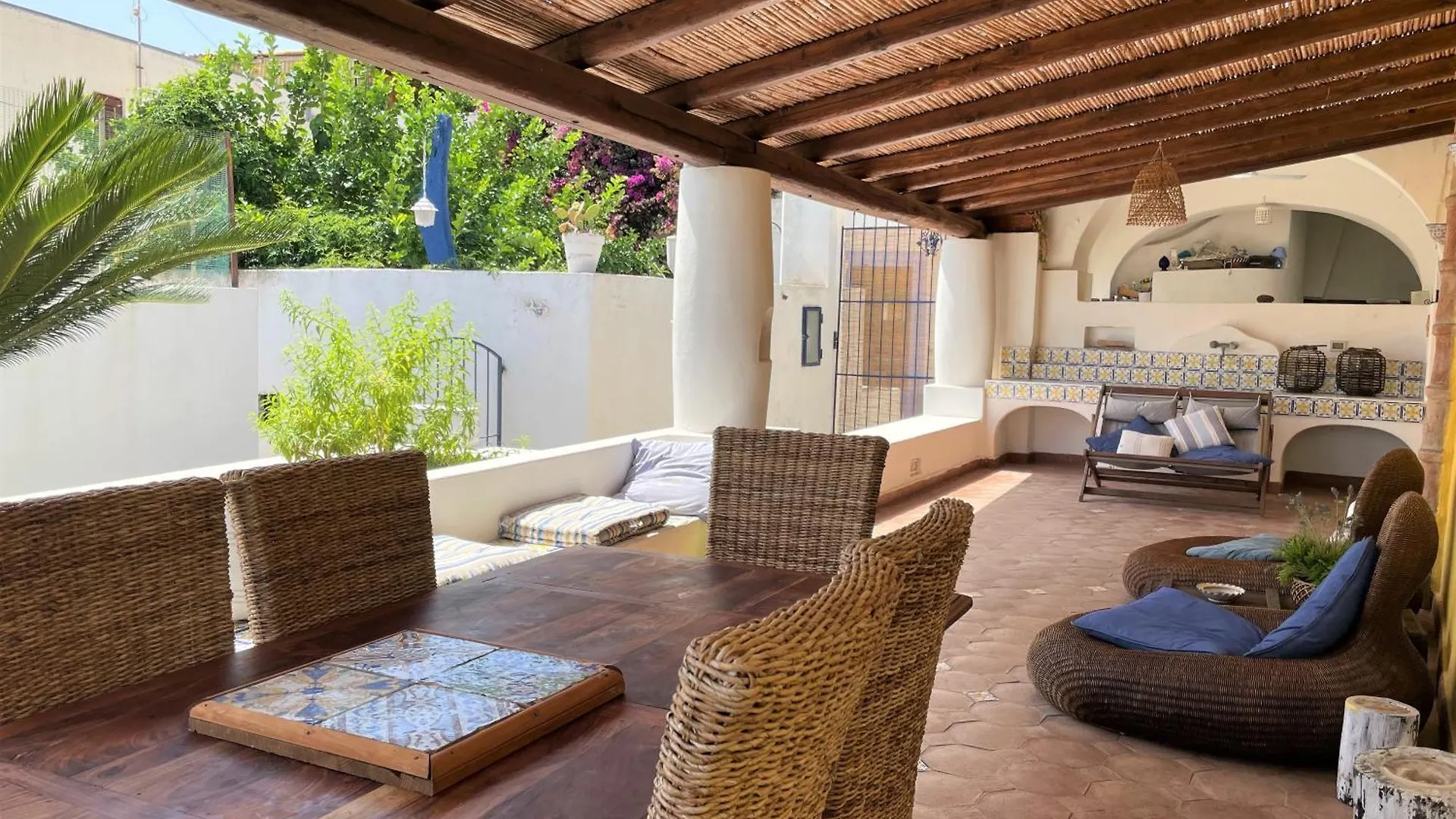 La Casa Sul Porto Di Santa Marina - Isole Eolie Villa Santa Marina Salina Tatil Evi